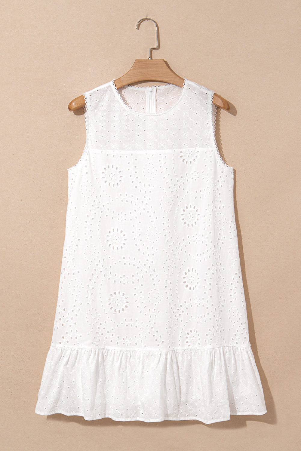 SALE IG White Floral Eyelet Embroidered Sleeveless Shift Dress