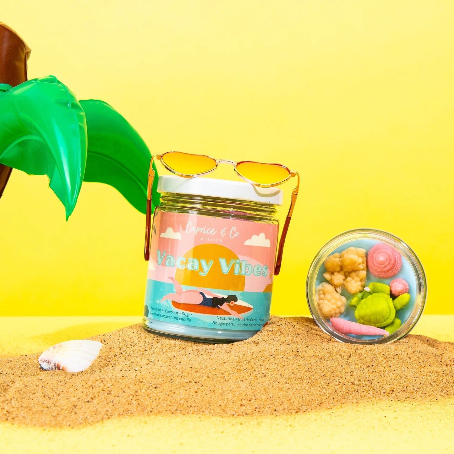 Vacay Vibe Candle - Nectarine + Coconut + Sugar
