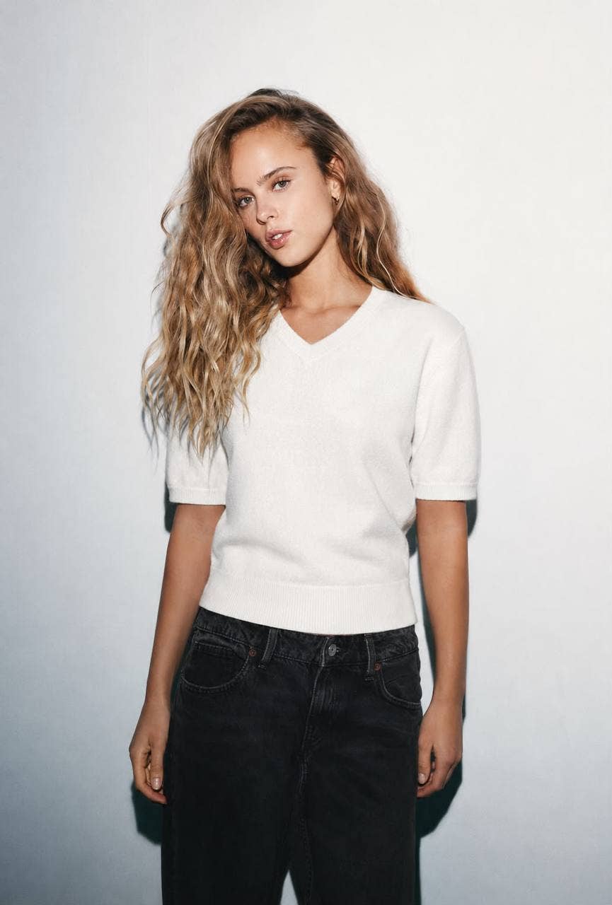 Short Sleeve V-Neck Fine Knit Pre-fall Sweater Top: Navy blue