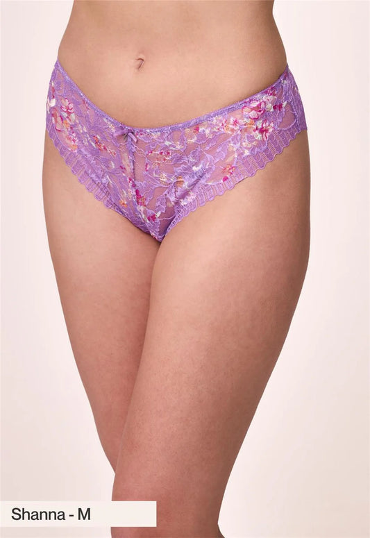 Montelle 9001 Signature Lace Brazilian in Tulip Field