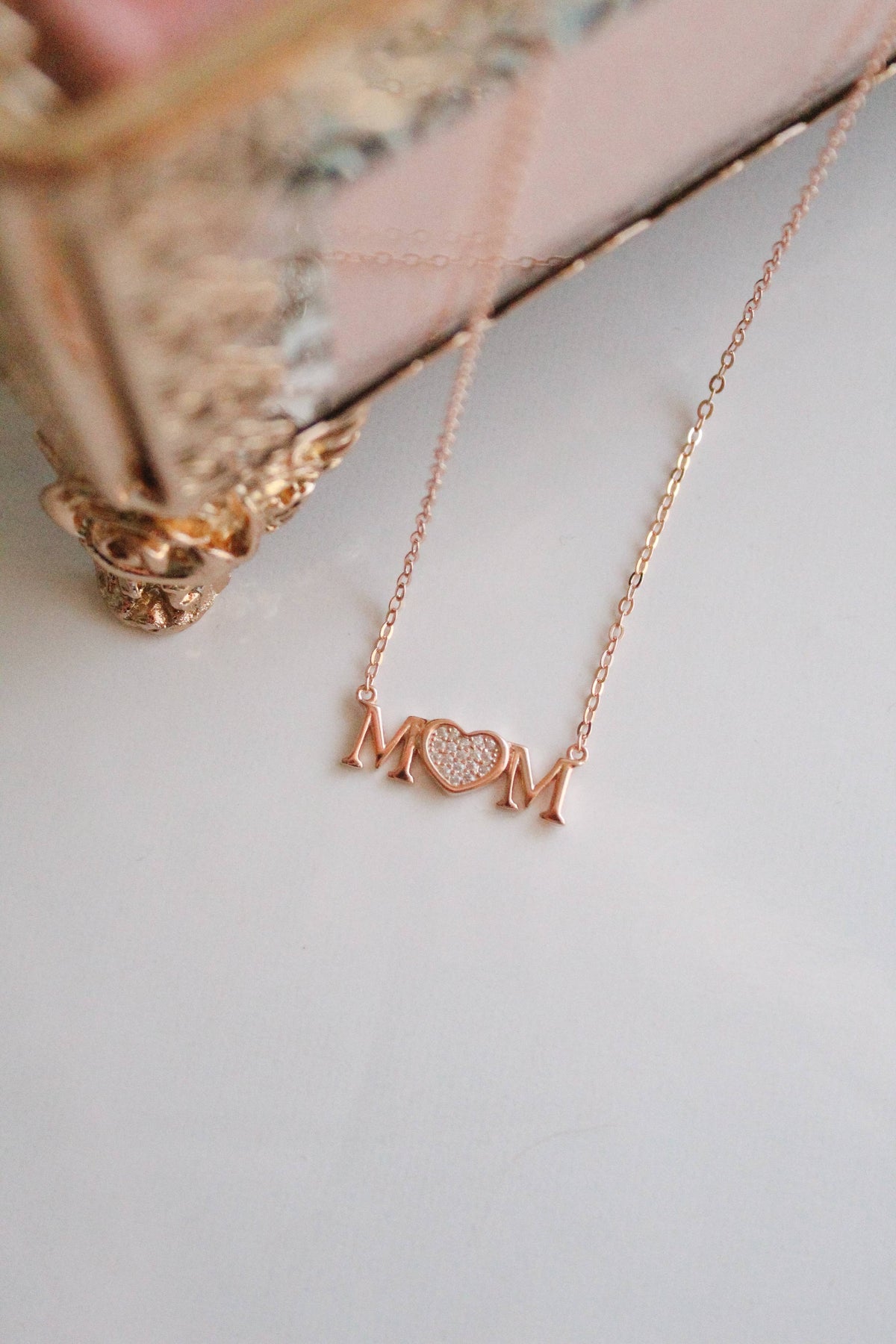 MOM Necklace: Gold