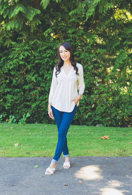 Sorella Sand V-Neck 3/4 Sleeve Top