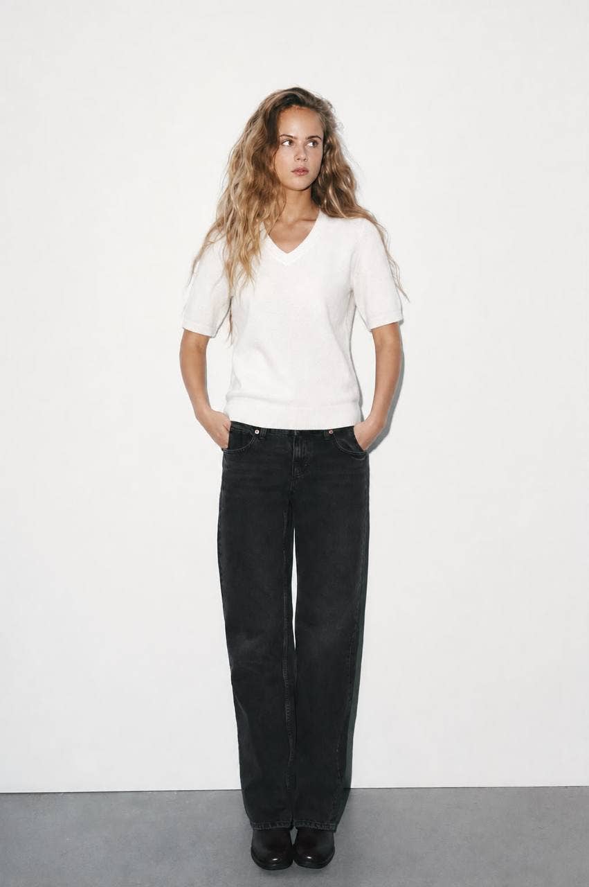 Short Sleeve V-Neck Fine Knit Pre-fall Sweater Top: Navy blue