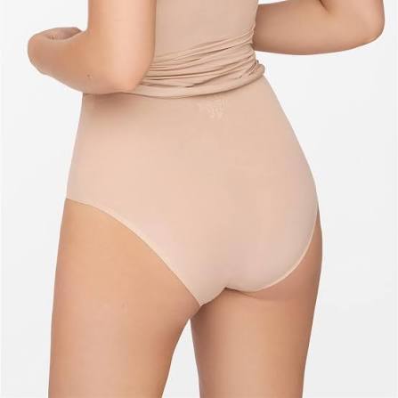 Kylie One Size Panty in Beige