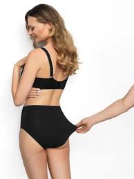 Kylie One Size Panty in Black