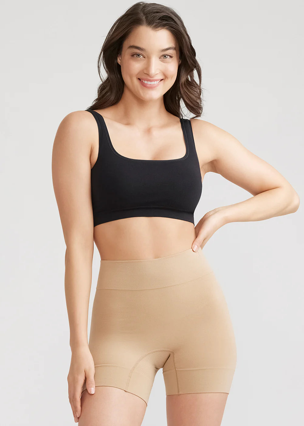 Comfortably Curved Smoothing Seamless Short in Black
